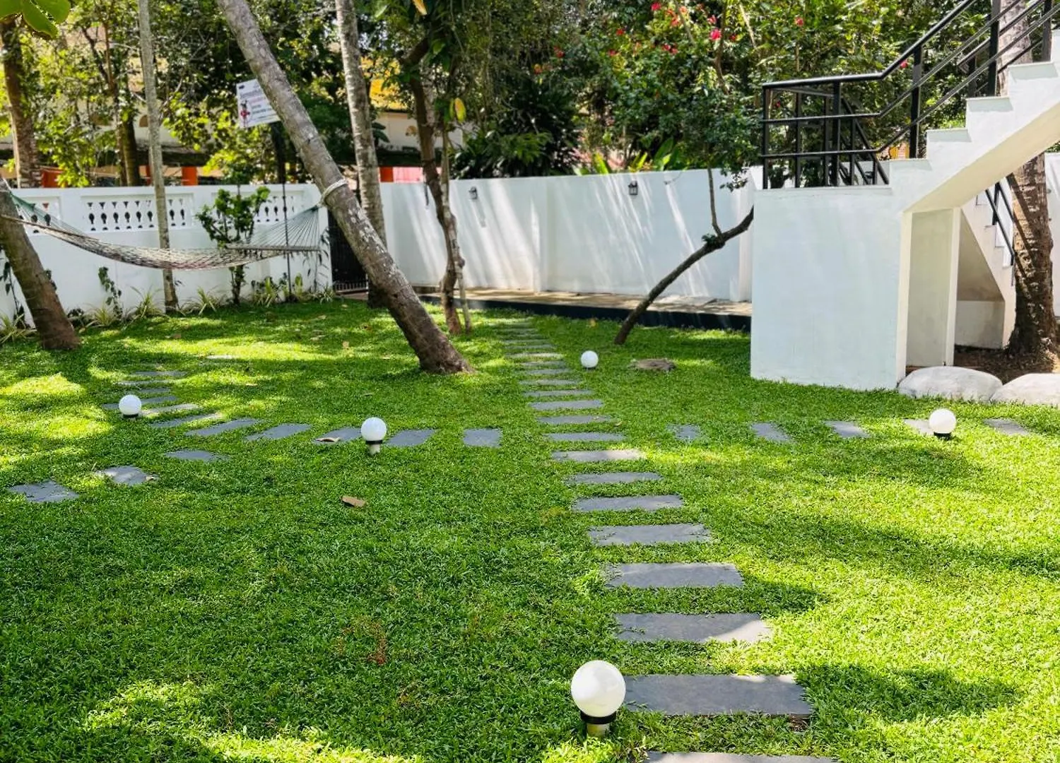Villa Lemon Varkala Homestay