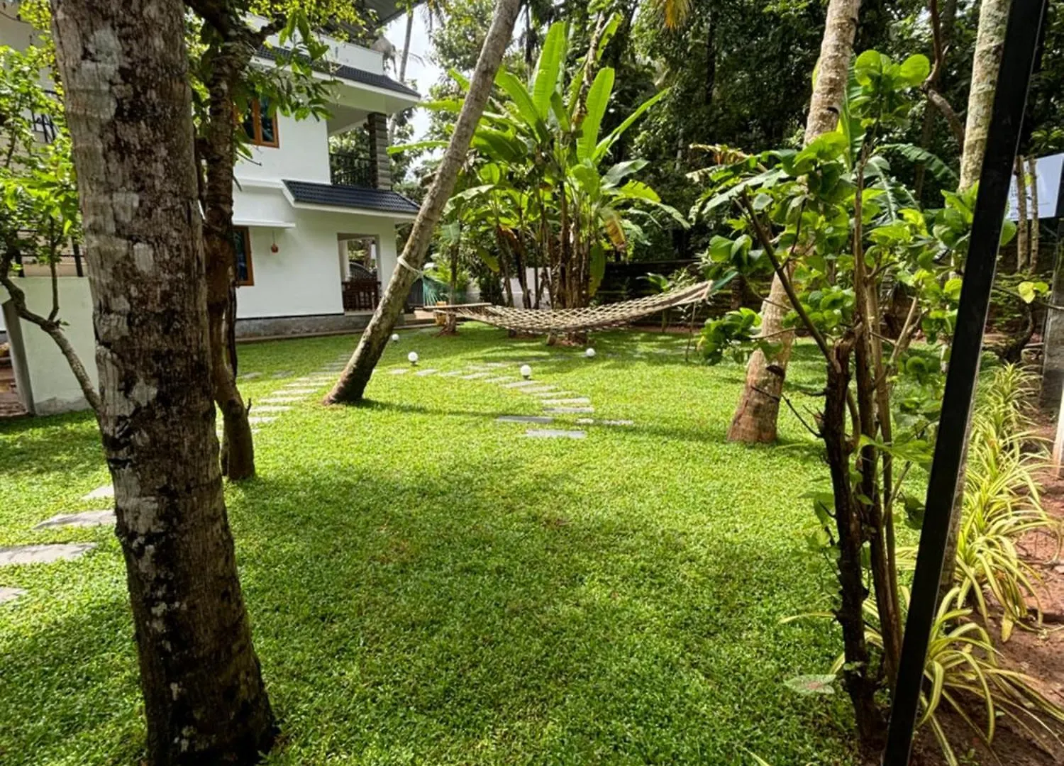 Villa Lemon Varkala Homestay